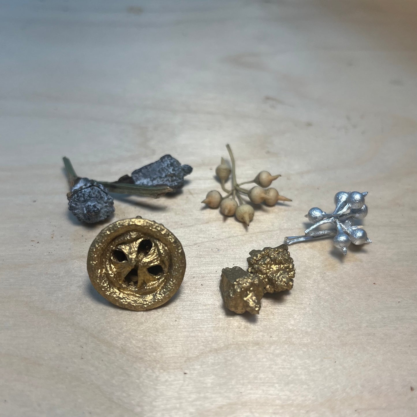 【台灣現貨】DS002綜合果實 日本果實 松果 尤加利果 桉樹果 款式齊全 聖誕花材 裝飾 材料包