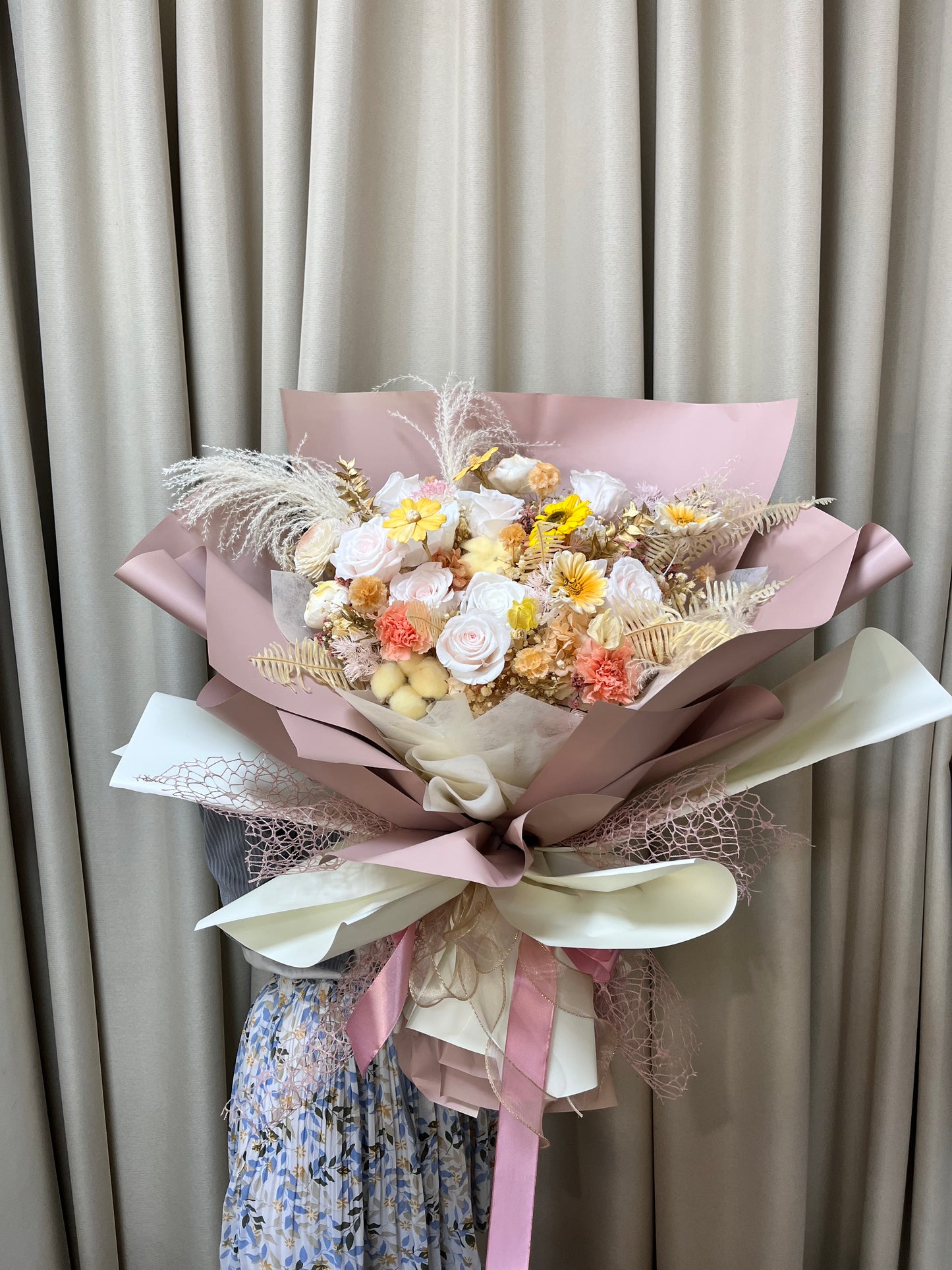 gift-b093熊抱花束